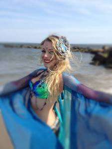 Kai Altair -Voice is pure and mature. Never purely ornamental, it ripples and glides around..