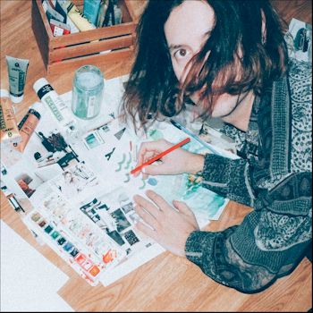 Summer Heart - Sparkled dewshine pin pricks flicker through a pastel dawn....