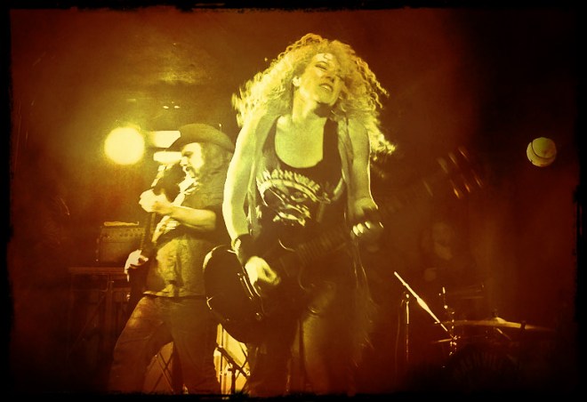 Nashville Pussy - bold, majestic and uncontrolled...