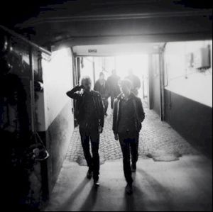 Ambulance - tender and frond-like with ghostly voices ...