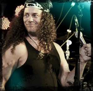 The single will feature a duet between MANZI [pictured] and ‘THUNDER’ vocalist, DANNY BOWES... Image by © Neil Mach