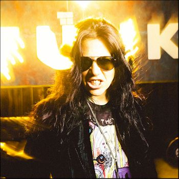 SARI SCHORR Photo Credit Rob Blackham