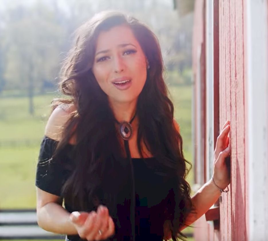 Jessica Lynn - Run To