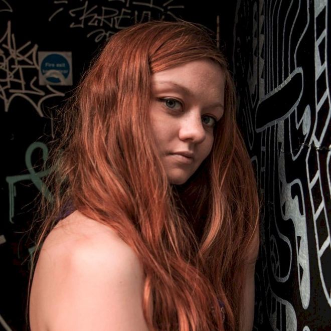 Nuala Split Down The Middle