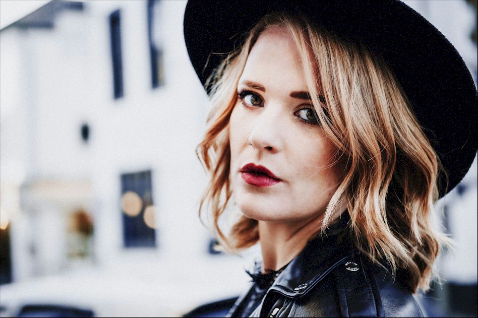 ELLES BAILEY