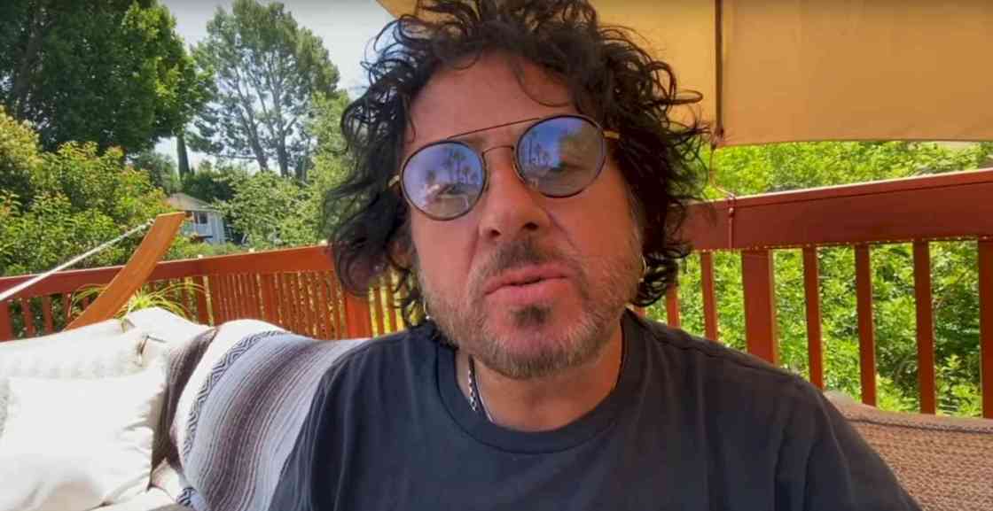 Steve Lukather run to me