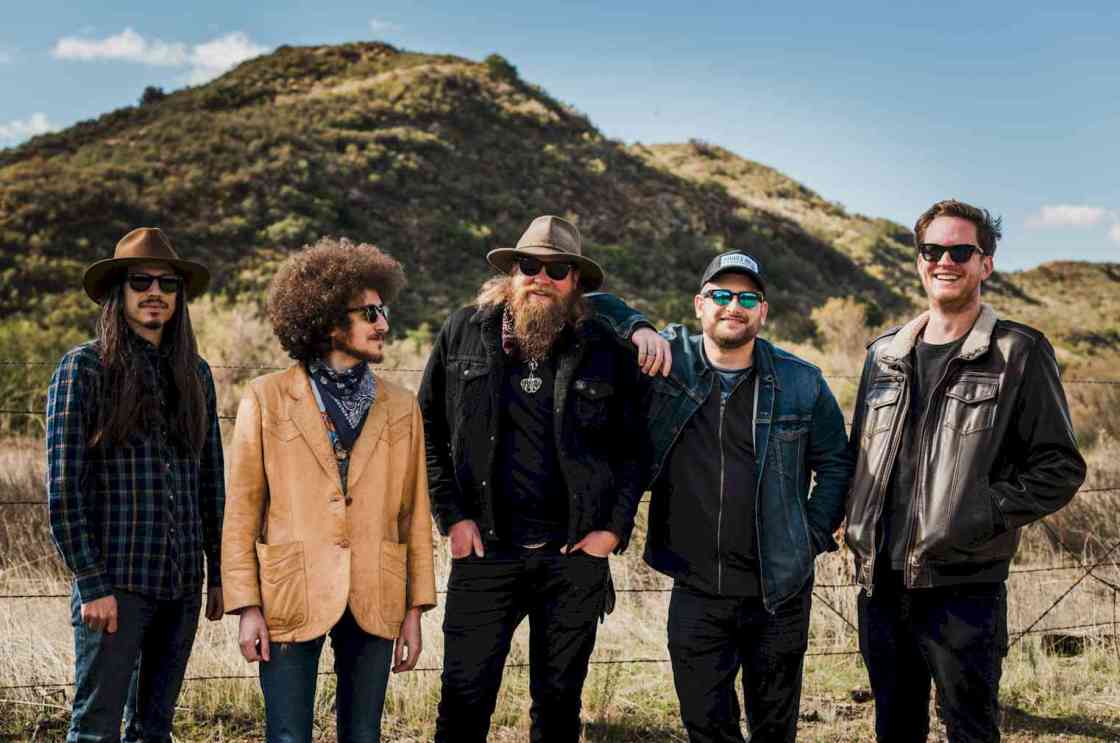 ROBERT JON &THE WRECK photo credit Bryan Greenberg