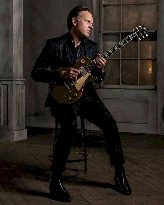 Joe Bonamassa Photo Credit © Eleanor Jane