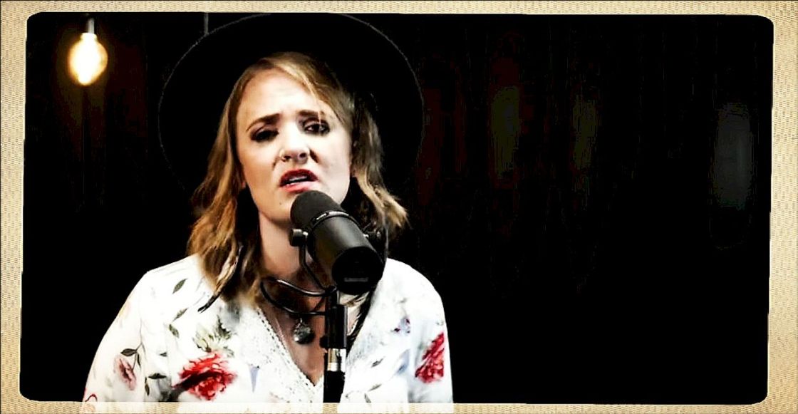 Elles Bailey Cheats and Liars