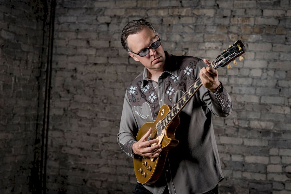 Joe Bonamassa photo credit Eleanor Jane