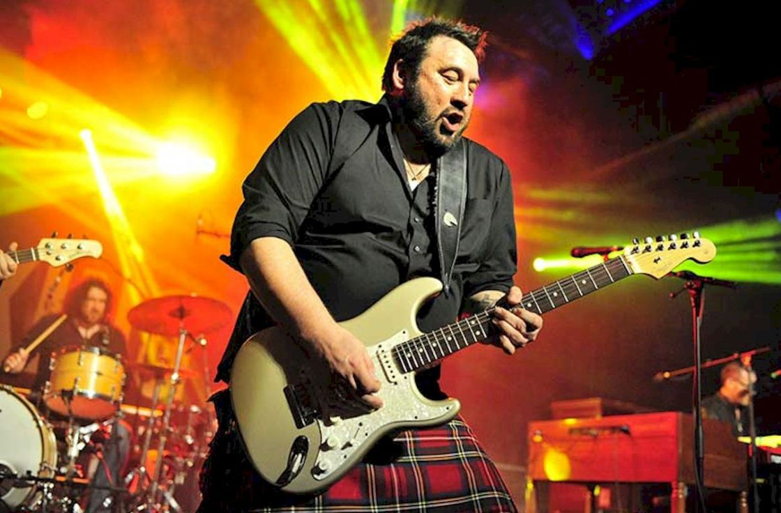 KING KING Photo Credit © Carl Chambers