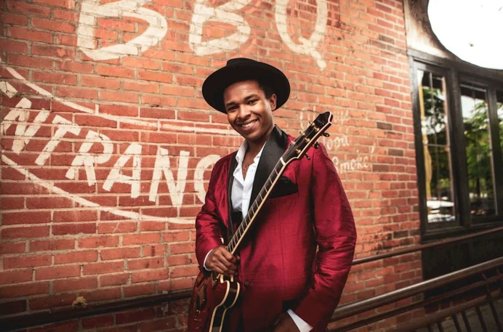 King Solomon Hicks - photo: Arnie Goodman