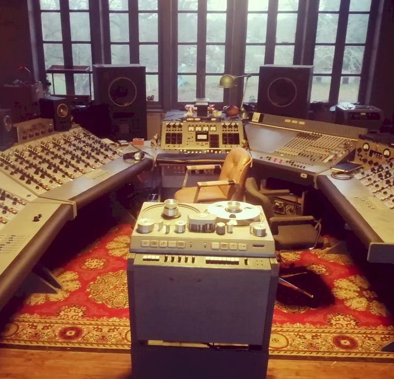 analogue reel-to-reel at kerwax_studio