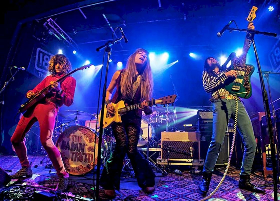 Damn Truth live Photo Credit © Marty Moffat