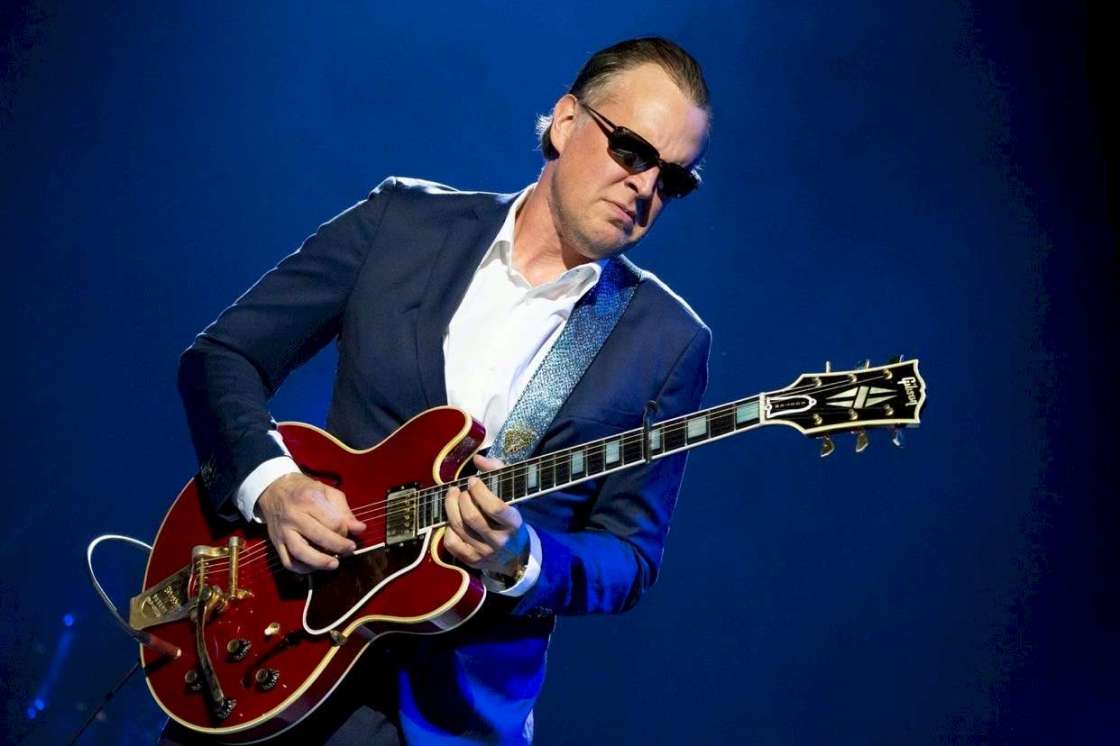 Joe Bonamassa photo credit Adam Kennedy