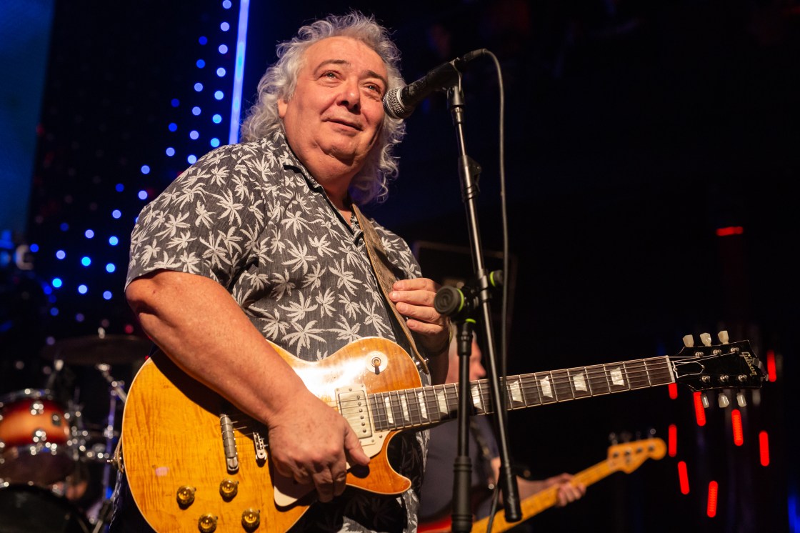 BERNIE MARSDEN Icons - photo credit: Adam Kennedy ©