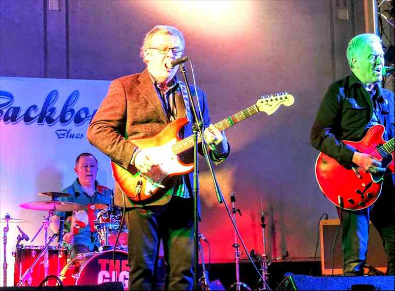 Backbone Blues Band at the UK Blues, Rhythm and Rock Festival Blackpool image credit: © Neil Mach 