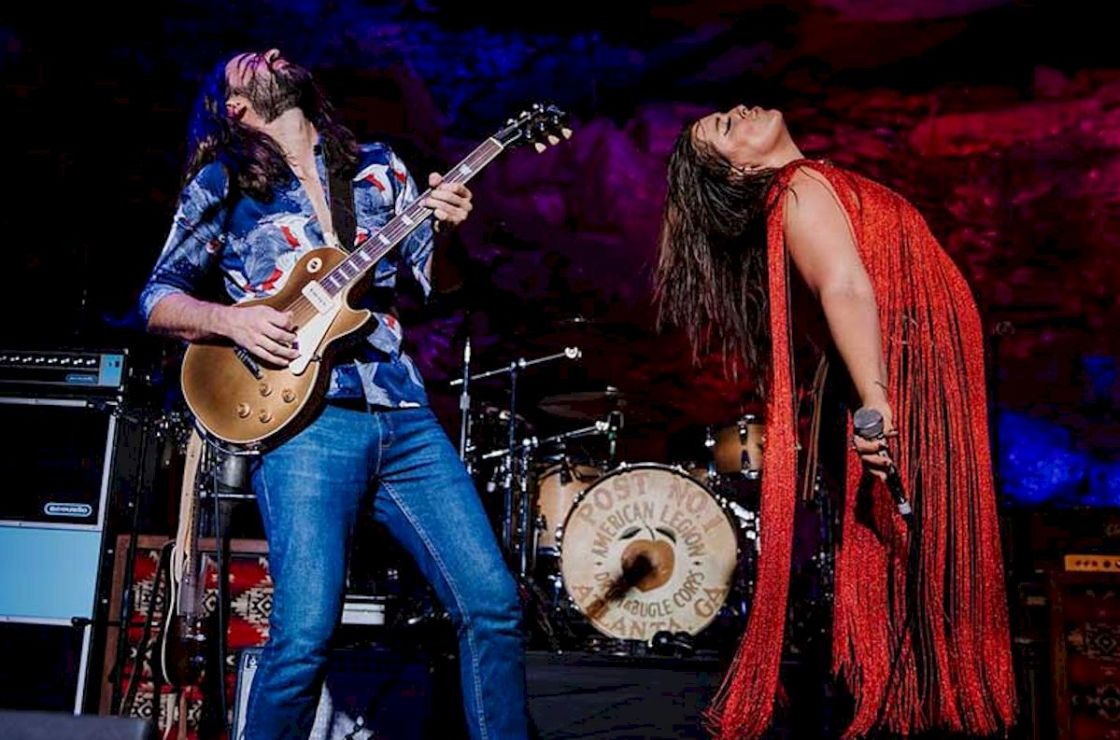 Caitlin Krisko & The Broadcast