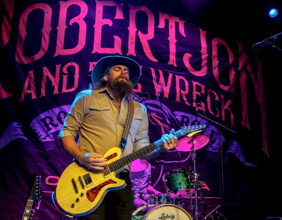 Robert Jon and the Wreck - photo credit Marty Moffatt