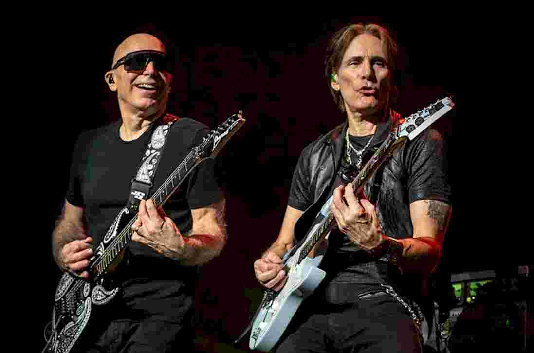 SATCHVAI Wanna Play Guitar - Photo Credit © Jon Luini