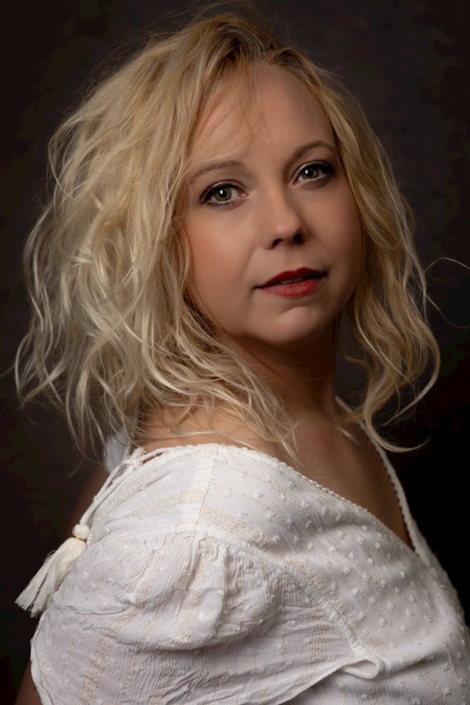 CHANTEL MCGREGOR — Inhalation of Healing