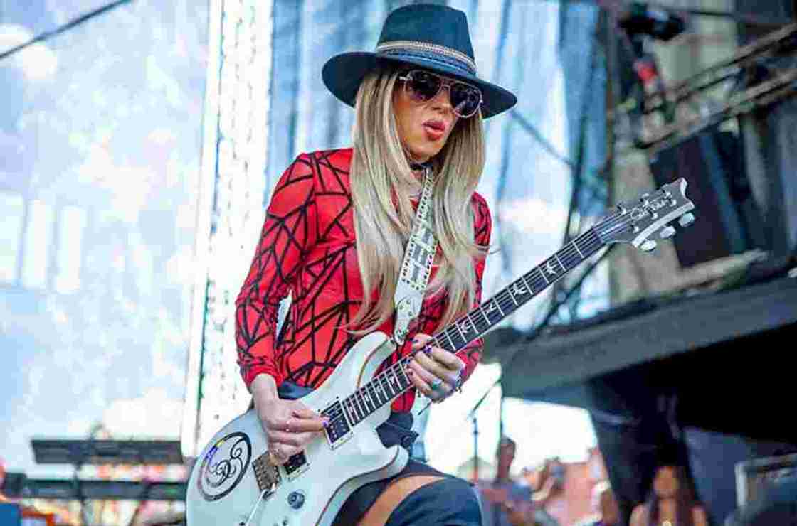 ORIANTHI Raises Feelings Photo Credit © Matt Sakson
