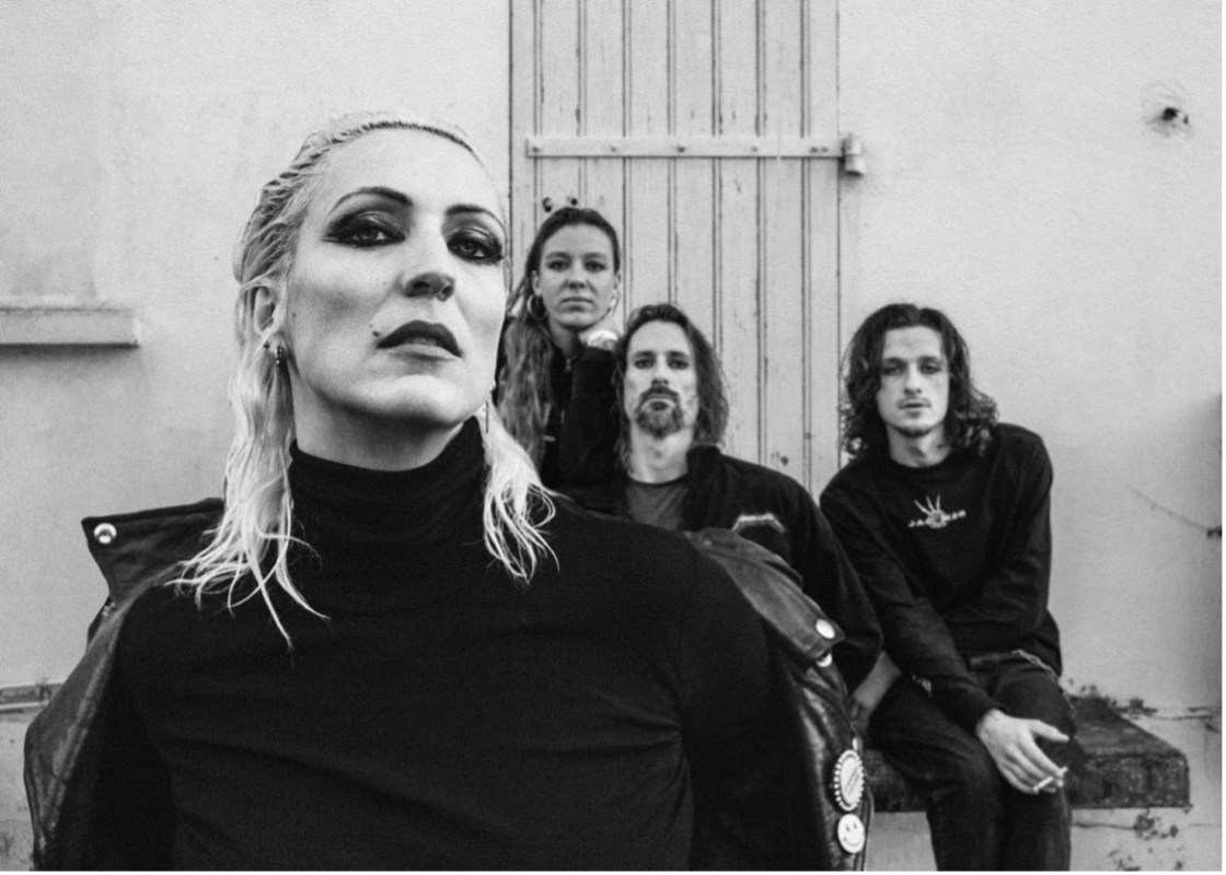 LUCIE SUE Battlestation