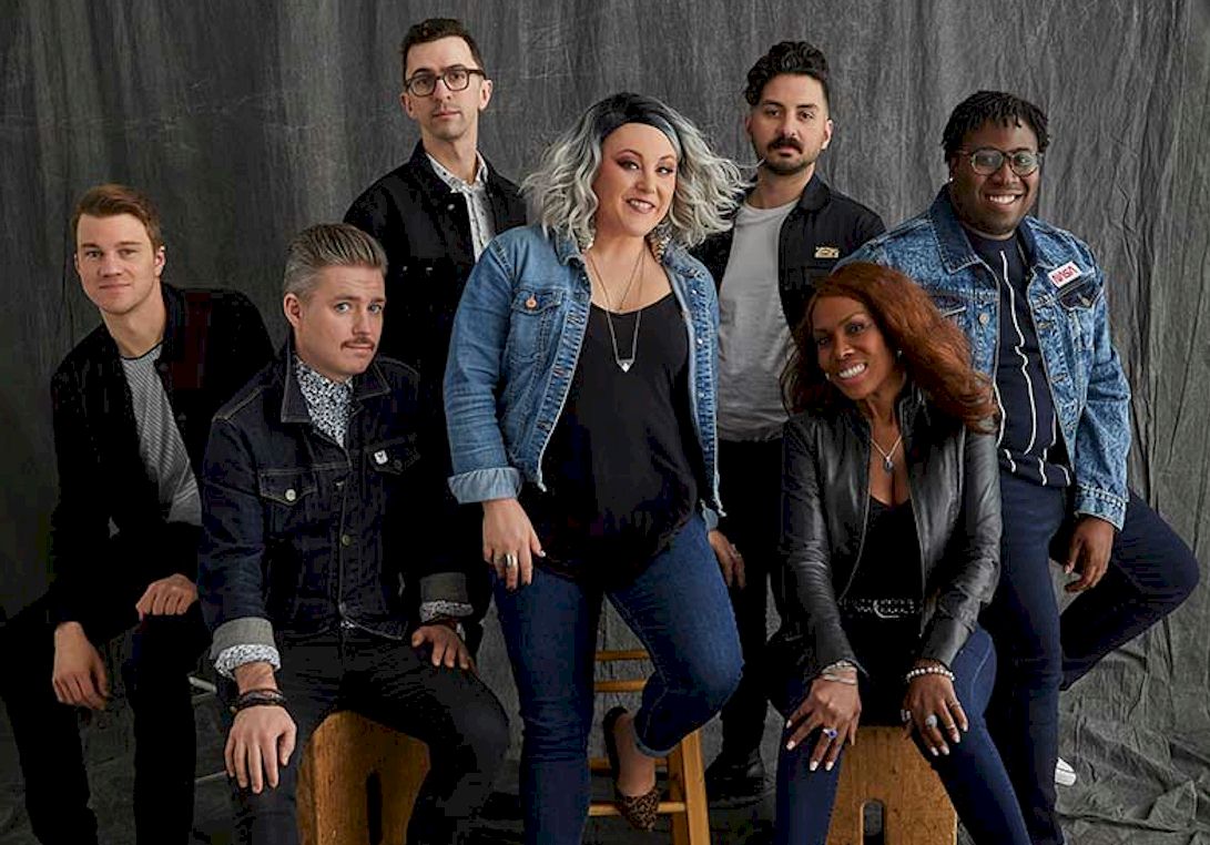 SAMANTHA MARTIN + DELTA SUGAR A Beautiful Buzz photo Paul Wright