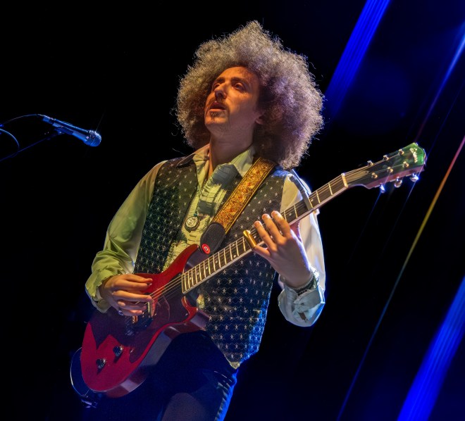 ROBERT JON + THE WRECK Live at London Shepherd's Bush - photo credit Phil Honley (11)